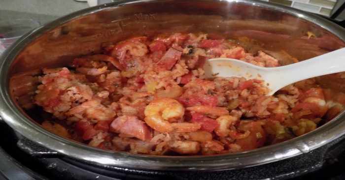 How Hot Dinners Get on the Table in 10 Min Flat. Start to Finish!! Instant Pot IP-Duo Review