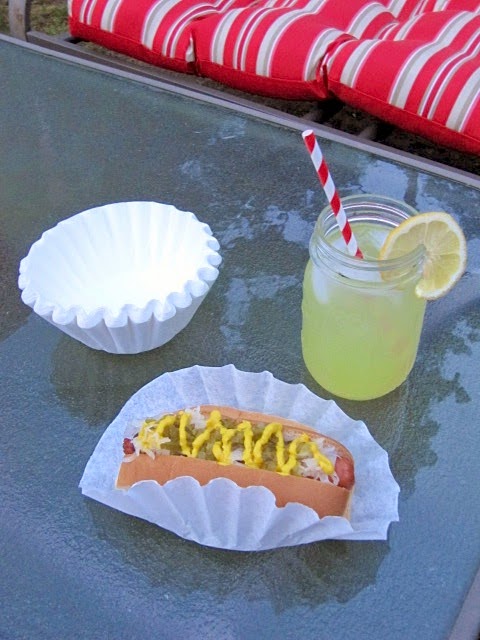 Coffee Filters As Hot Dog Holders - 18 Cookout Hacks to Take Summer Entertaining to the Next Level - One Crazy House