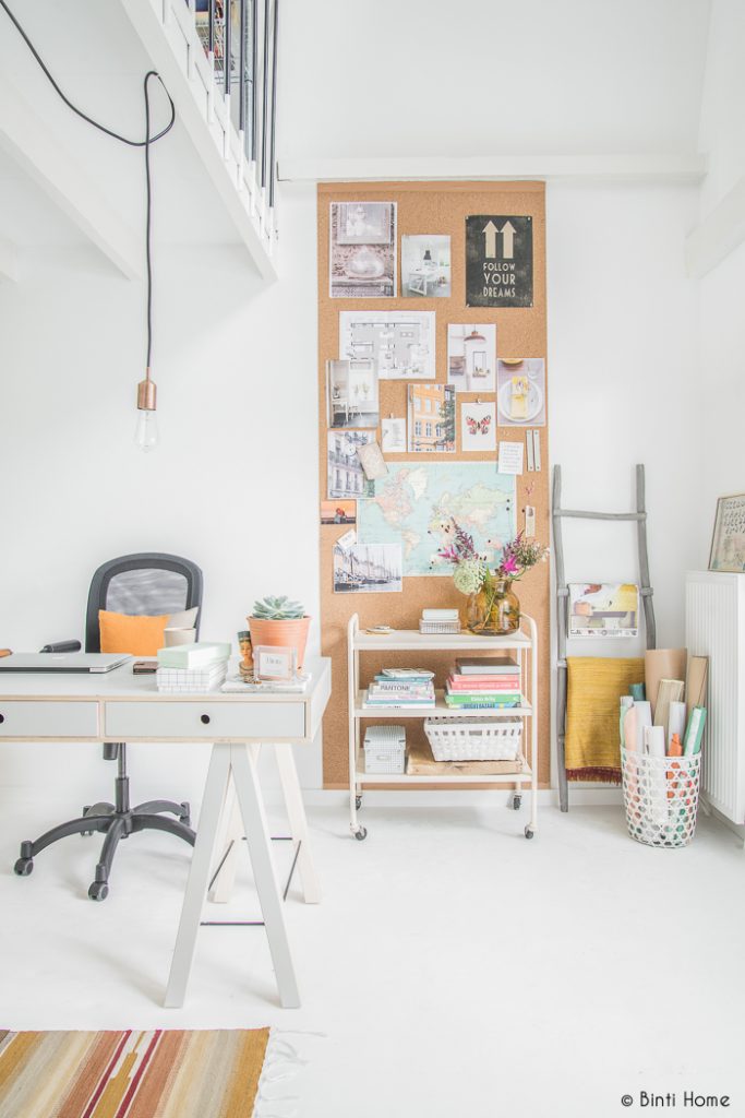 View of 18 Insanely Awesome Home Office Organization Ideas