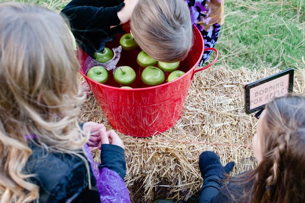19 Halloween Games for a Spooktacular Kids Party