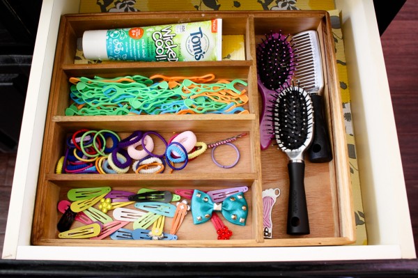 organize-hair-accessories