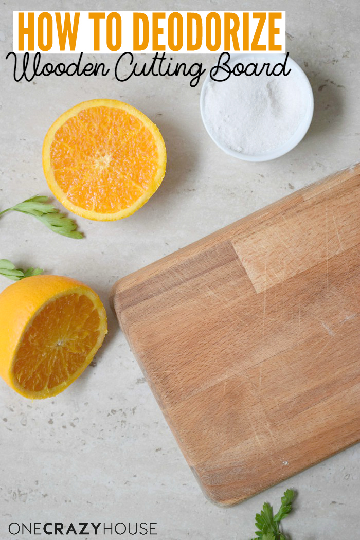 Simple way to deodorize wooden cutting boards.