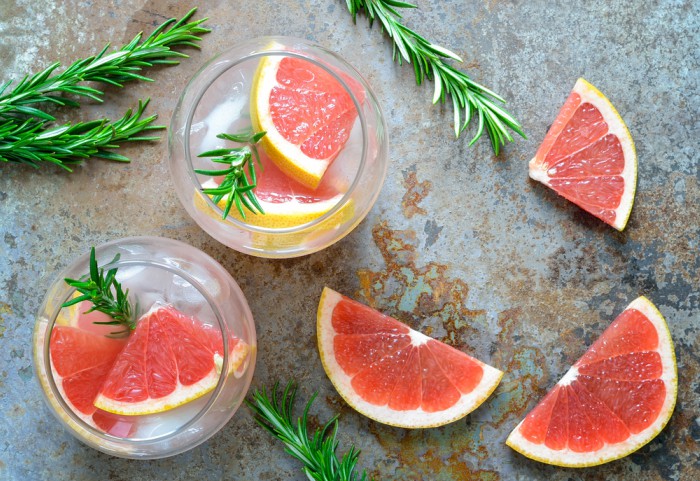 grapefruit-rosemary-water