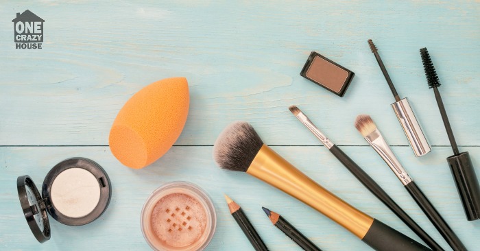 6 Ways to Remove Makeup Stains