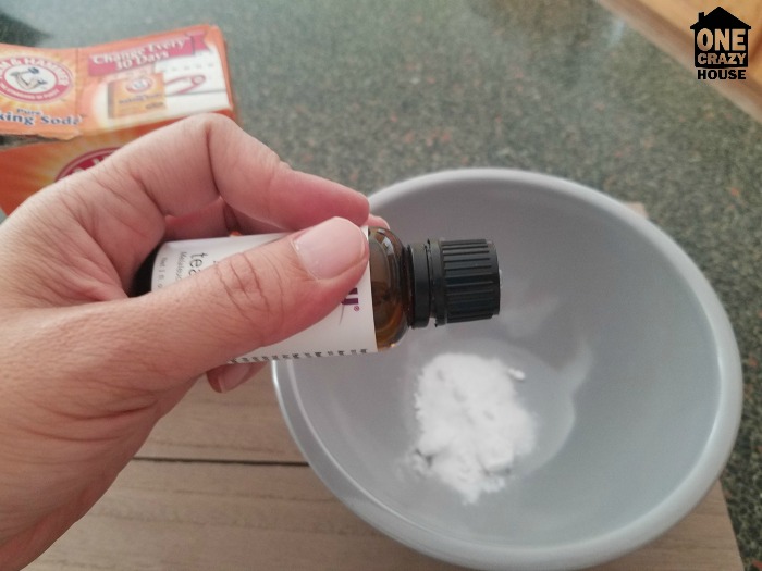 Simple Mattress Cleaning Powder