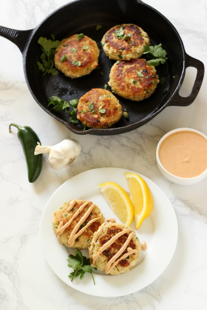17 Healthy Seafood Recipes You Should Be Cooking - Healthy Jalapeno Tuna Cakes with Spicy Chipotle Aioli