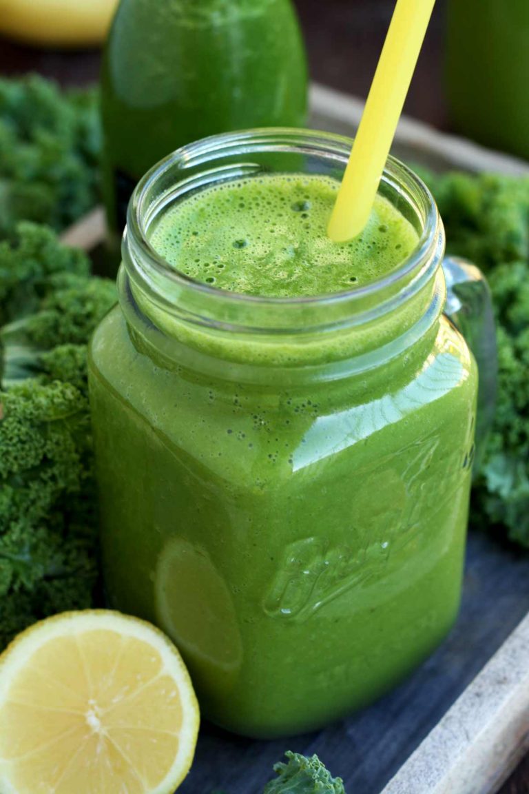 Summer Smoothies- Delicious Kale Smoothie-Happy Kitchen Rocks 