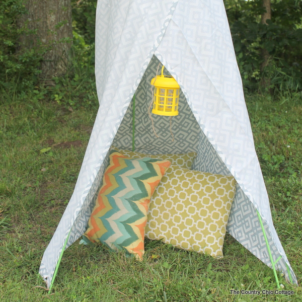 Backyard Decor - Backyard Teepee- The Country Chic Cottage