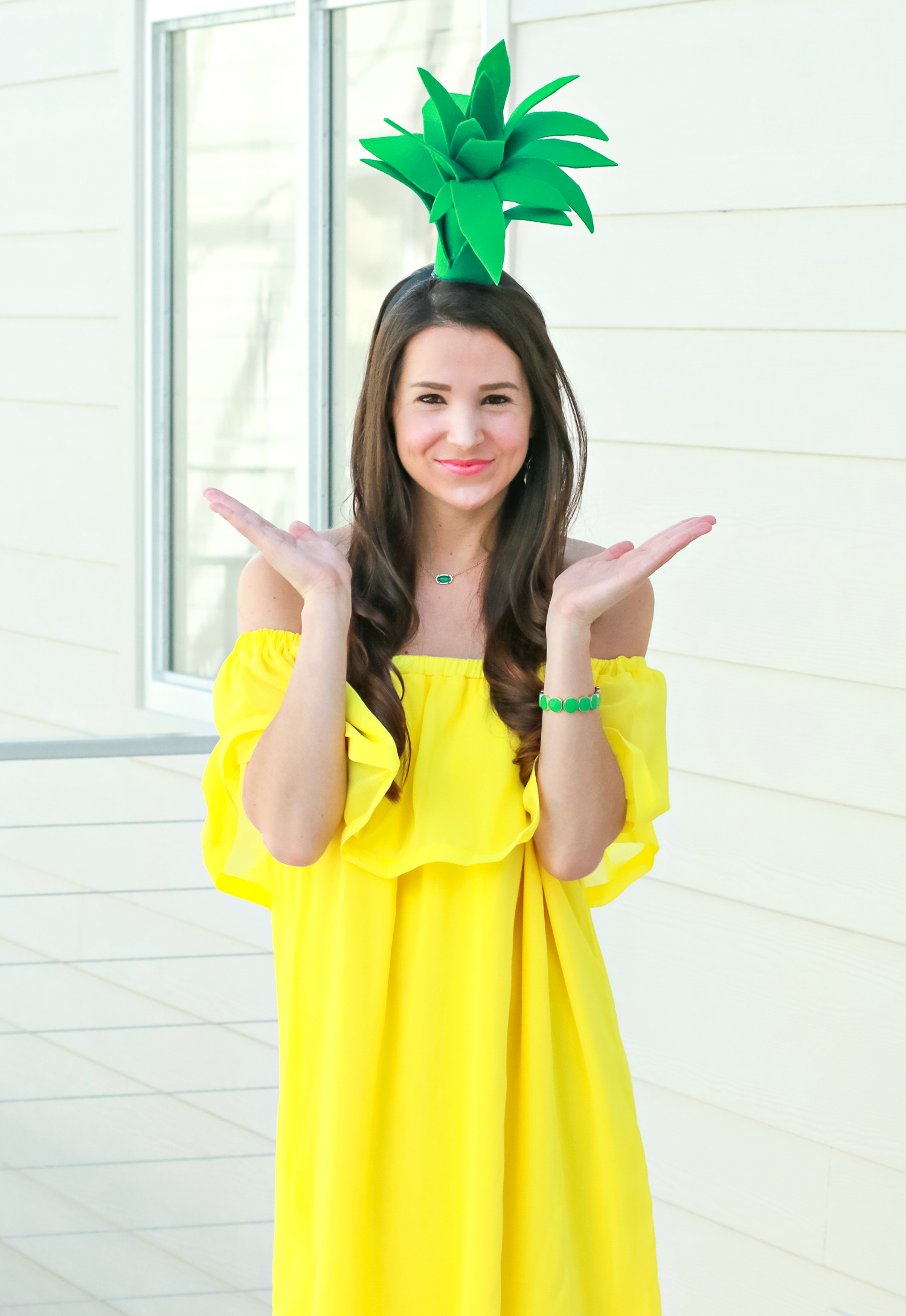 DIY Halloween Costume - DIY Pineapple - The Diary of A Debutante