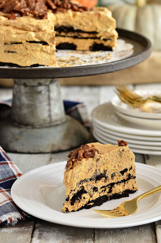 no-bake pumpkin fluffy icebox cake