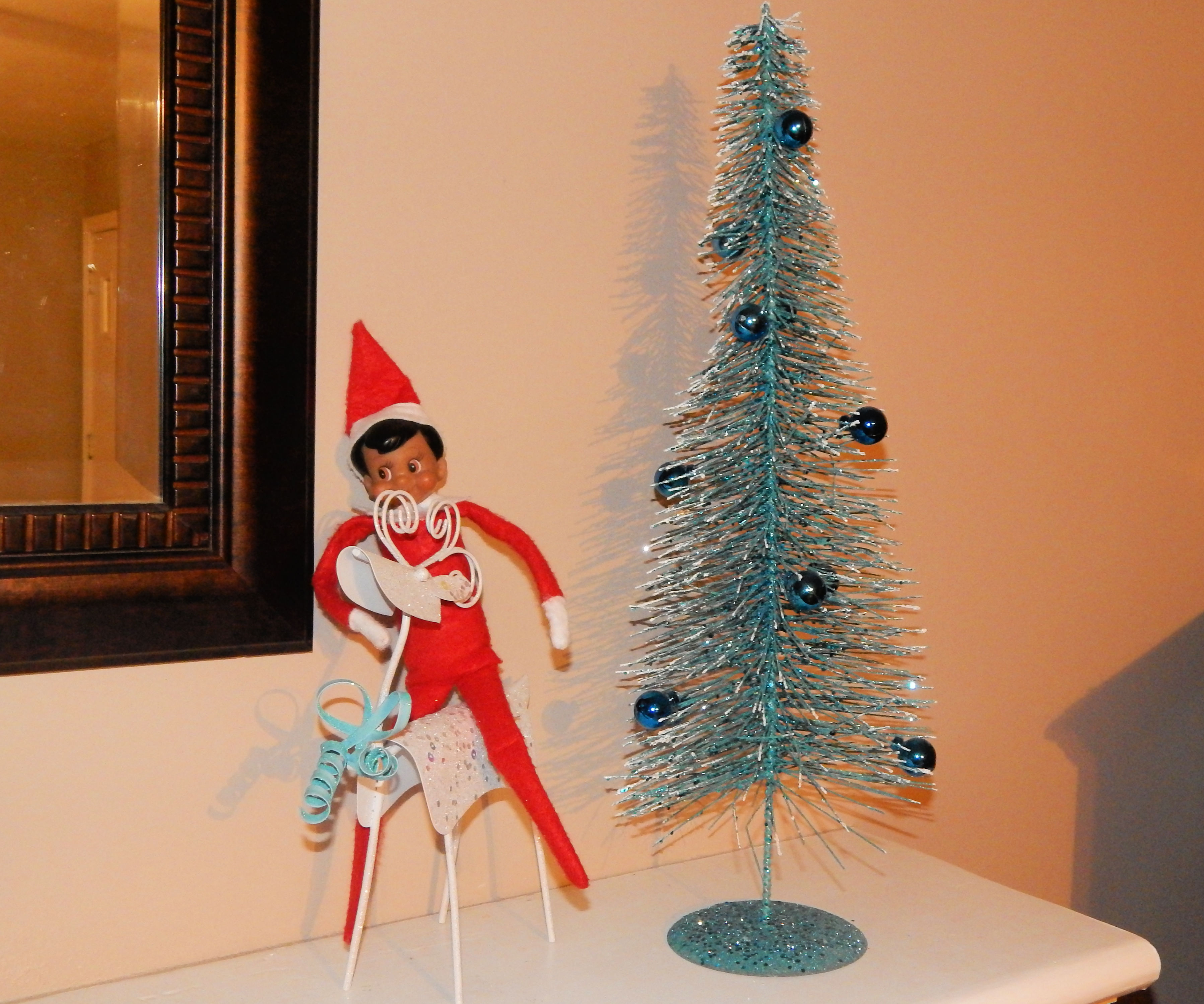 Elf On The Shelf Easy Decorations