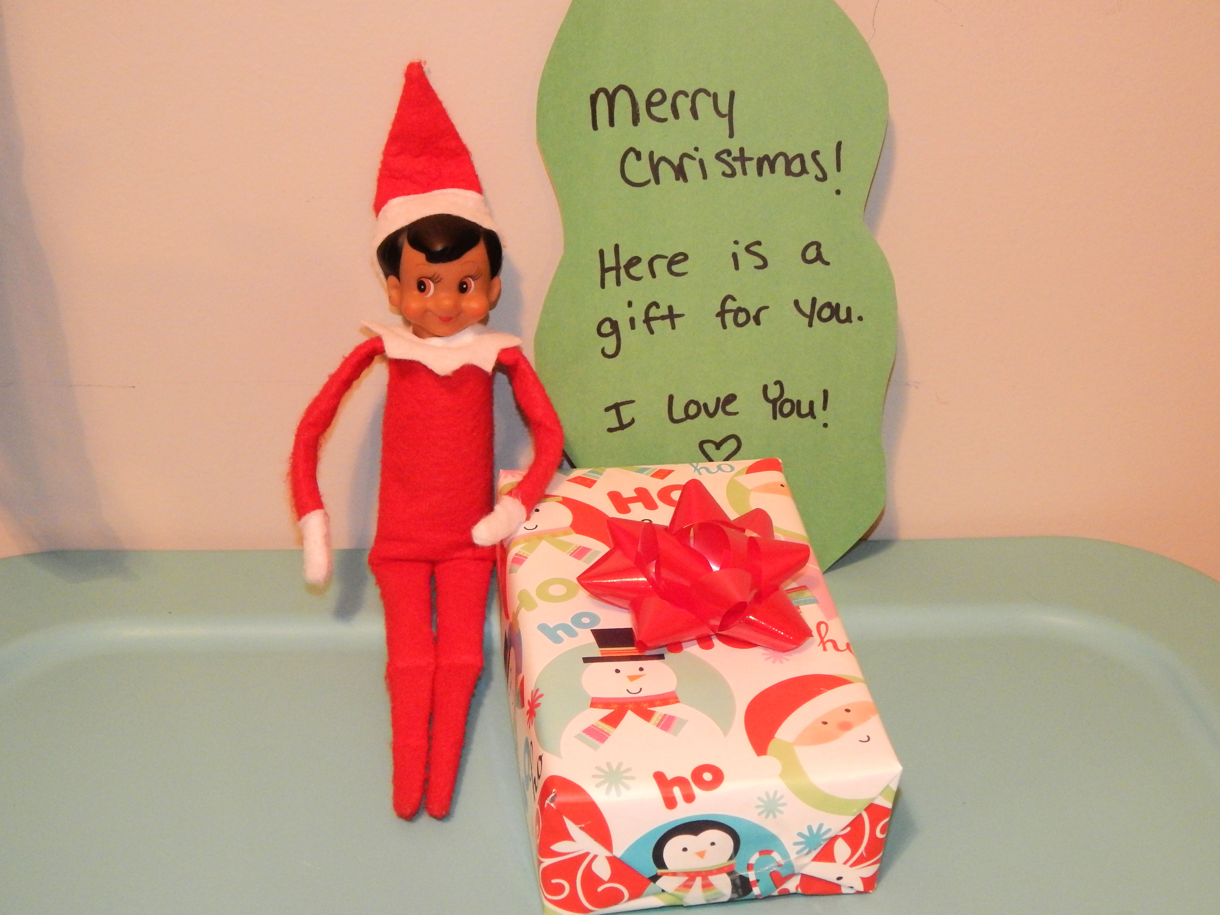 Ho! Ho! Ho! Gift Wrapping and Lifting Tips for the Busy Elf