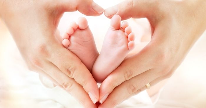 The BEST Baby Hacks Every New Mom Needs