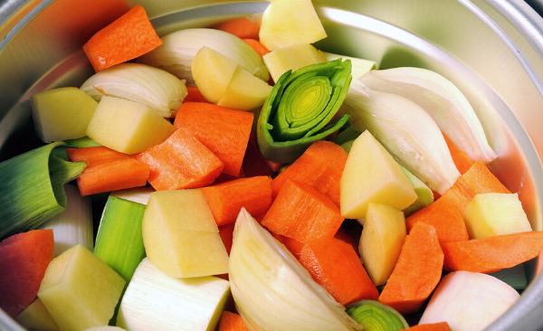 vegetables cooking in an instant pot