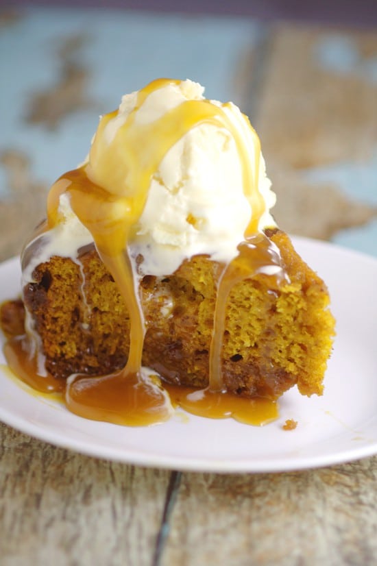 Crockpot pumpkin caramel cake