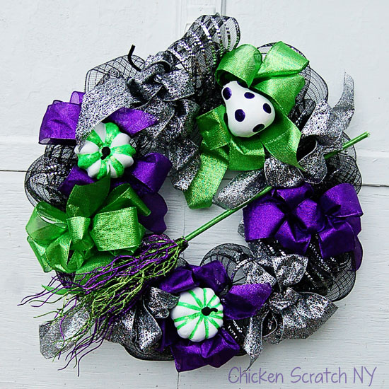 Witchy Halloween wreath