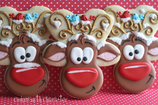 Artistic reindeer cookies