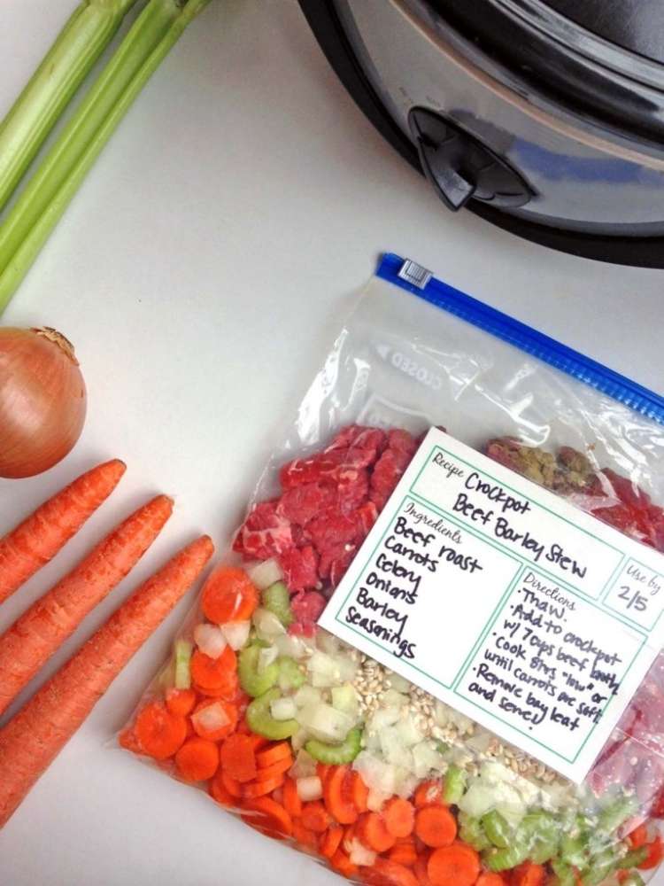 31 Days of Freezer Meal Recipes: bagged and labeled Crockpot meal