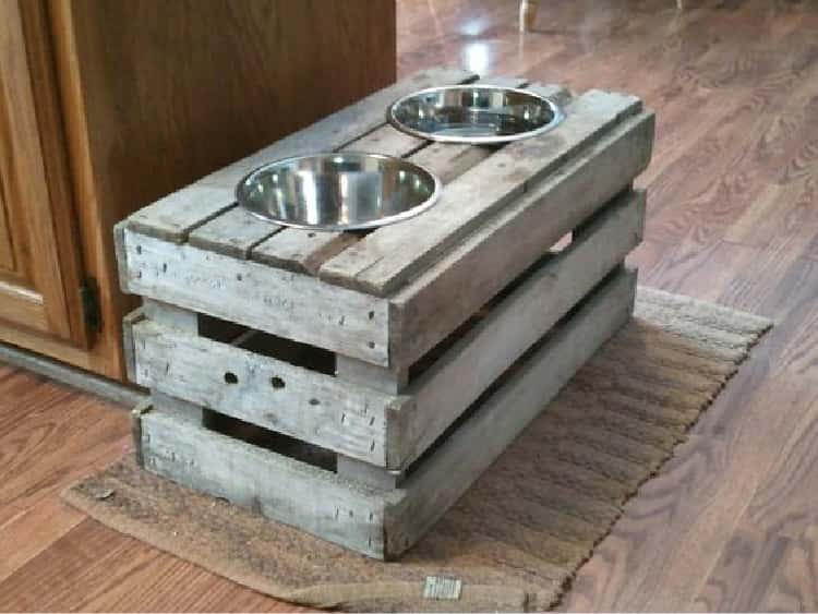 wooden crate Pets Feeding Station