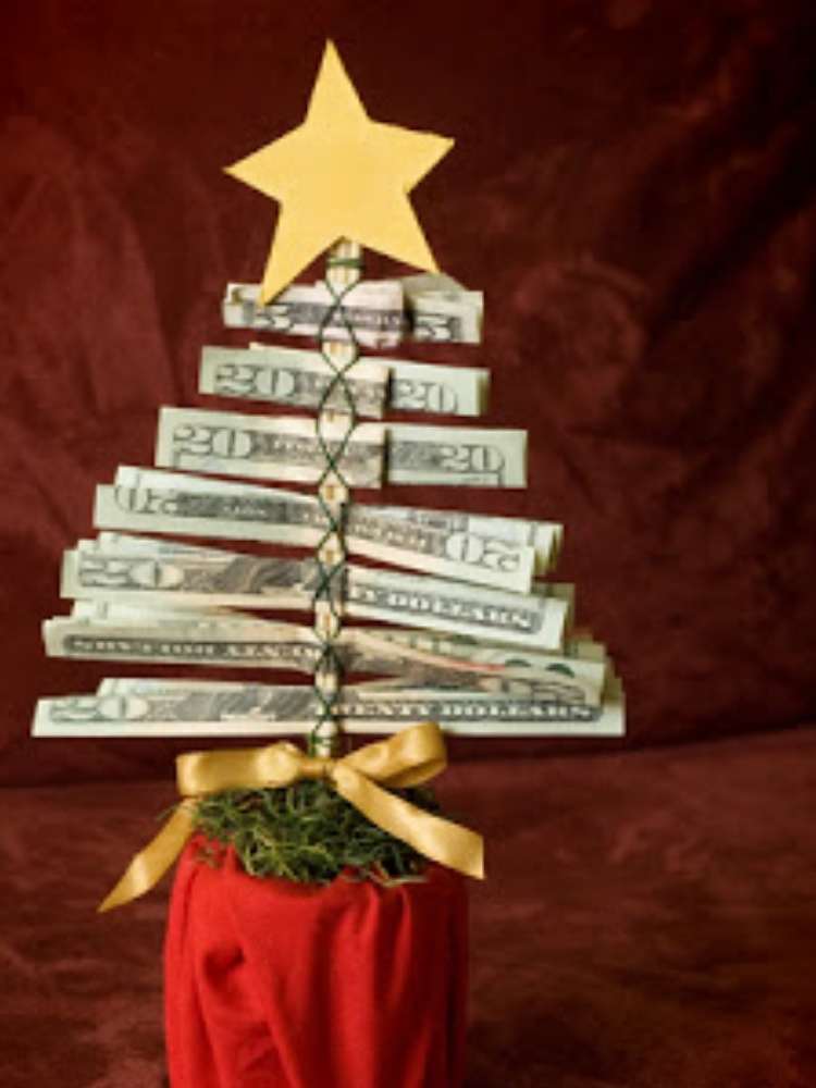 Fun money gift ideas-holiday themed money tree, money made into a christmas tree