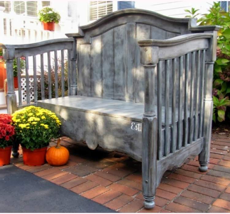 Picture of bench made from an old crib