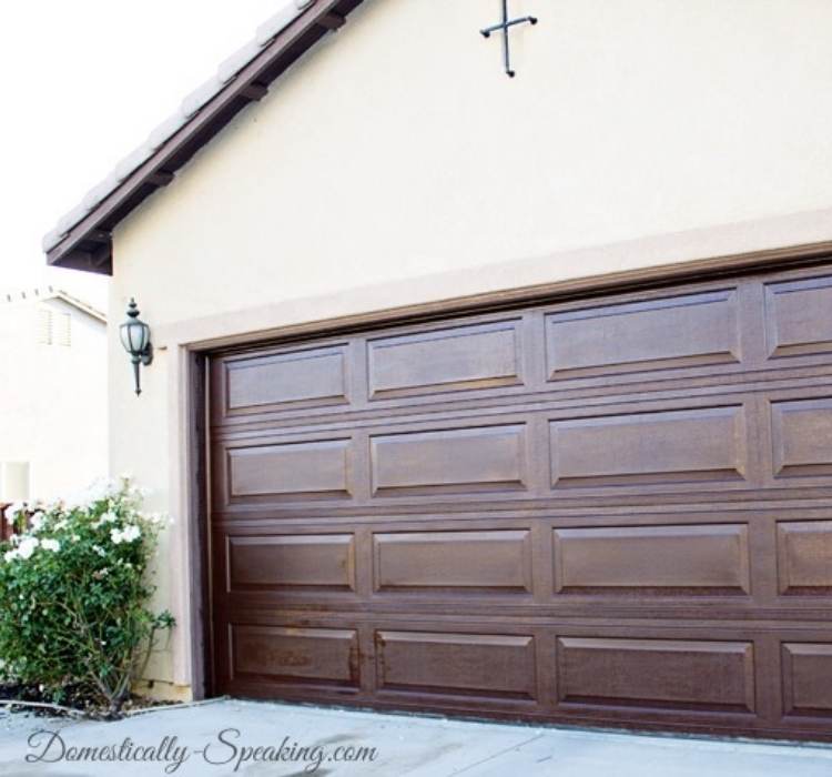 Picture of Garage Door Makeover