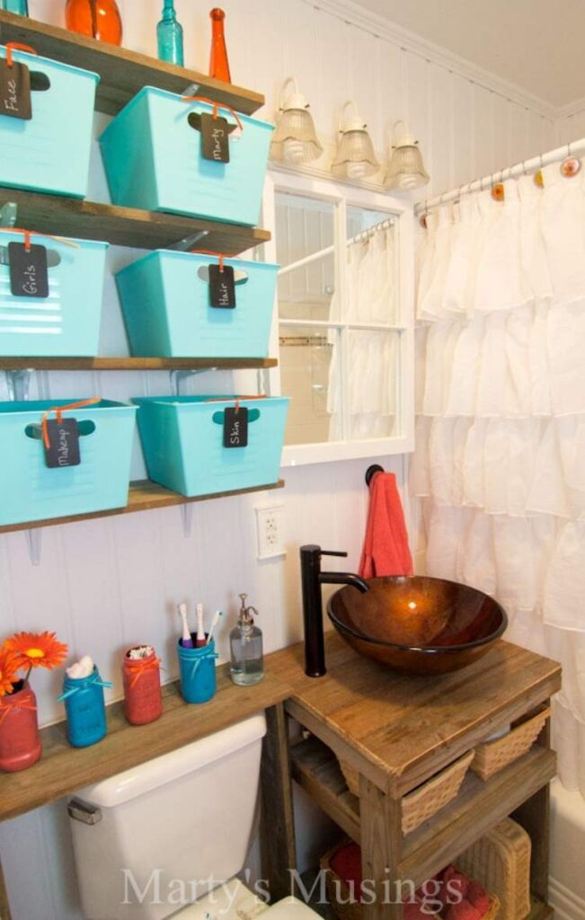 17 Brilliant Over the Toilet Storage Ideas