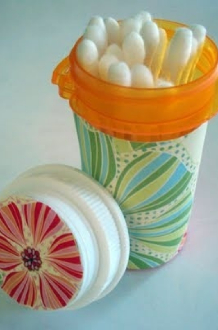 Pill Bottle Cotton Swab Hack