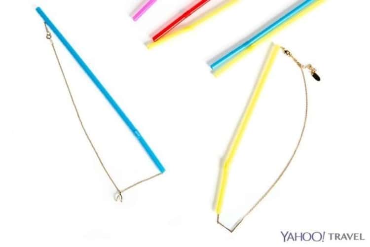 Travel hacks, straws to prevent necklaces from tangling in luggage