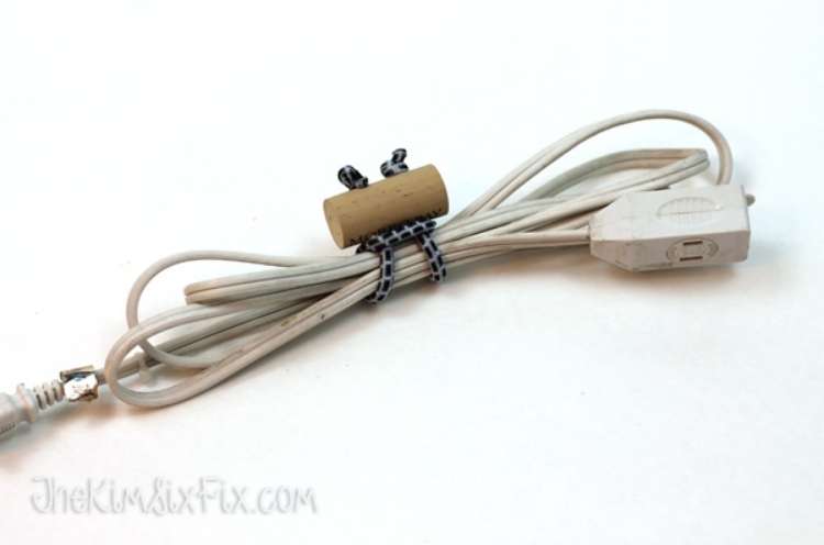 Wine Cork Crafts DIY Bungee Cord Ties