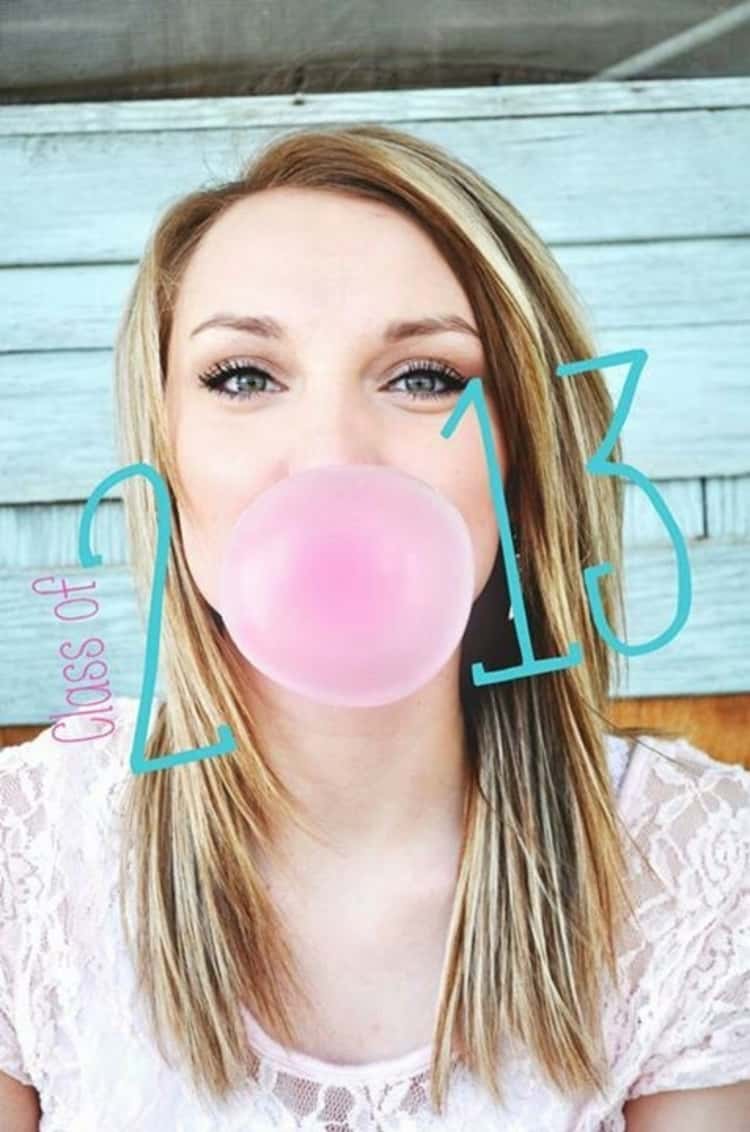 senior picture ideas for girls - girl blowing up bubble gum, with the blown-up bubble gum serving as number zero to spell 2013