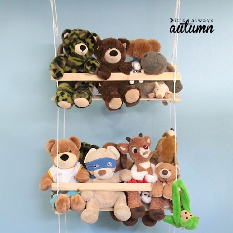 ways to organize stuffed animals using a swing 