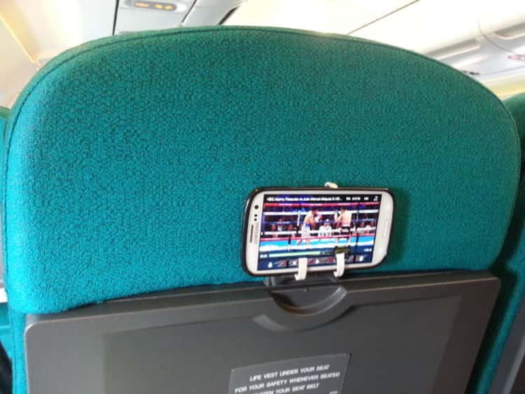 Travel tips Airline barf bag becomes holder for smart phone