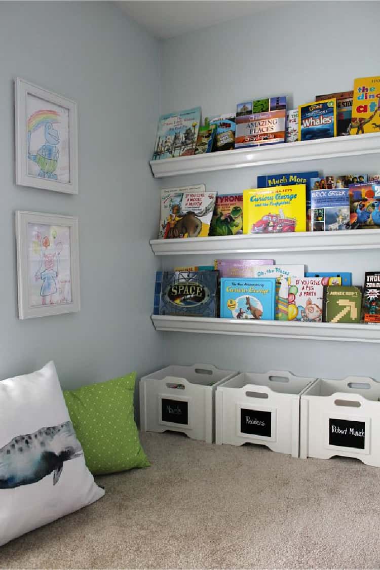 Shelves in Kids' Bedroom