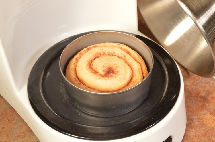 Coffee maker heating element to bake a cinnamon roll