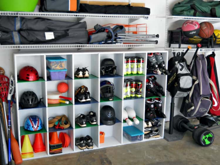 How to Organize Hockey Equipment