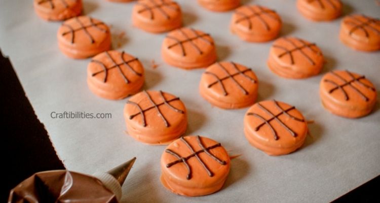 Chocolate basketball treats