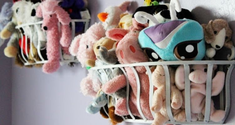 hanging baskets for storing stuffed animals
