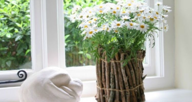 Twig flower pot