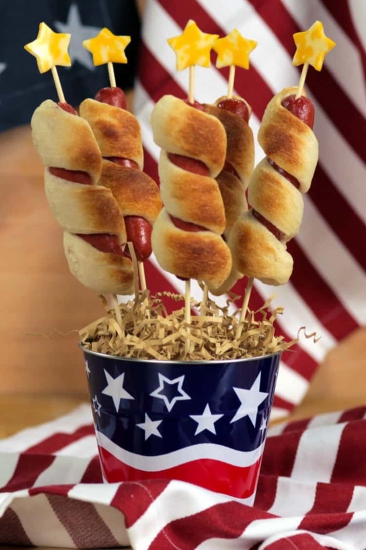 Fire Cracker Hot Dogs To Show Patriotism On Labor Day