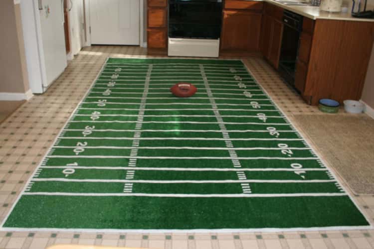 DIY football rug made from fake turf 