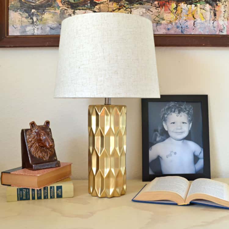 Spray paint your faceted lamp stand