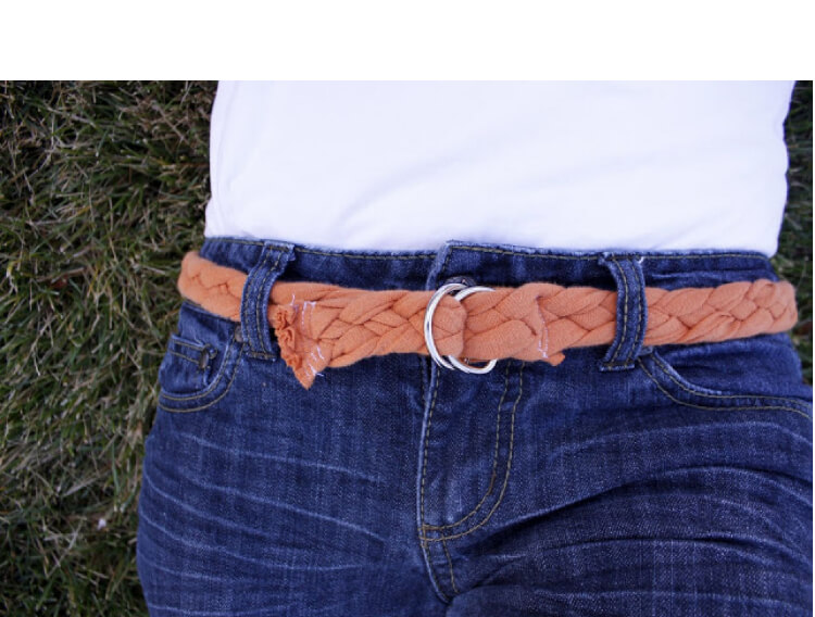 Recycled T-shirts used as a fashionable belt