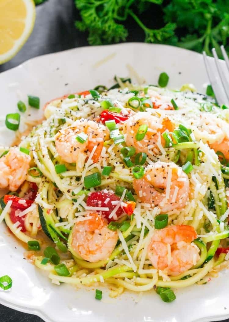 spiralizer recipe - Shrimp Scampi Zoodles