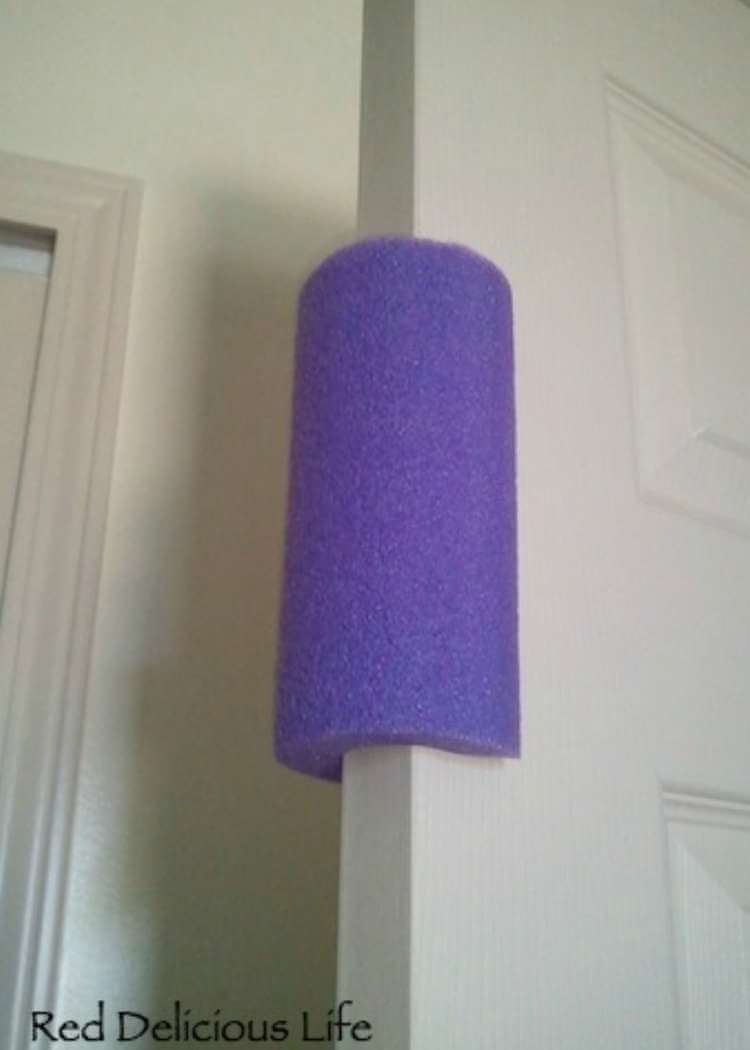 Brilliant uses for pool noodles- small piece of a pool noodle smooshed onto a door to prevent it from slamming