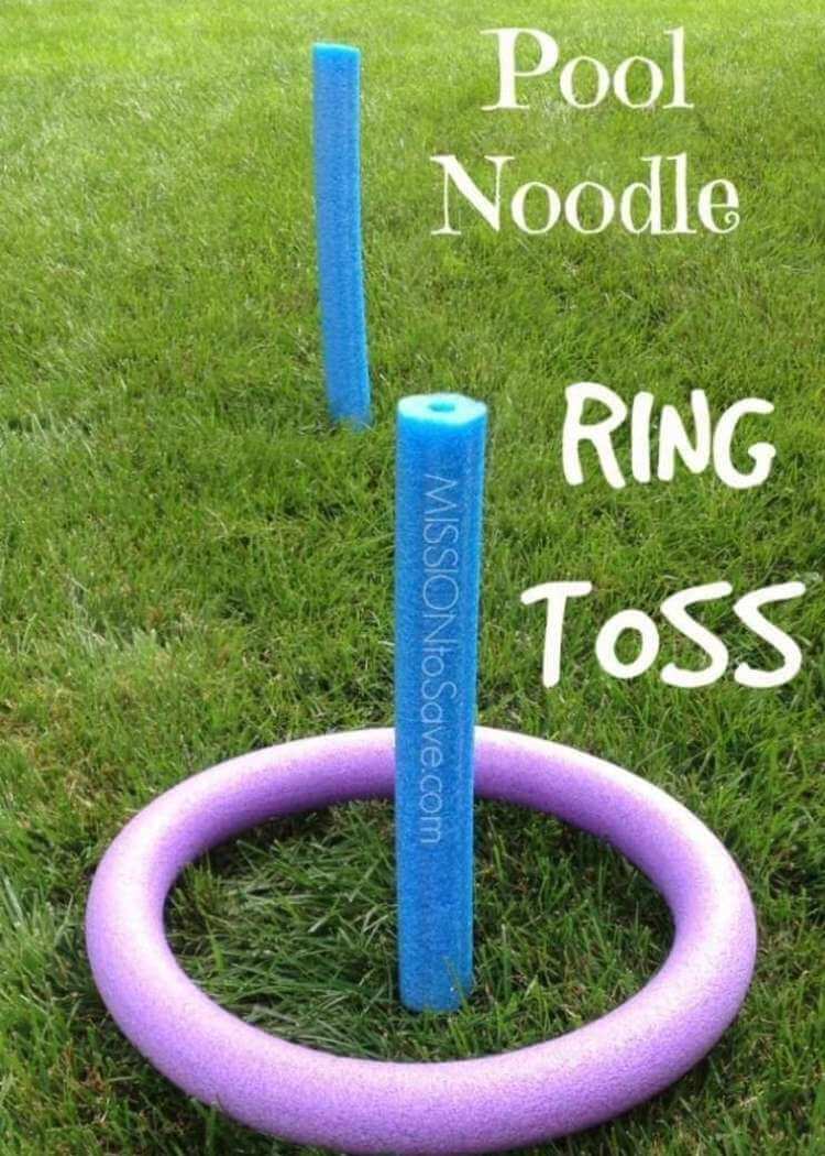 Brilliant uses for pool noodles- a pool noodle ring toss game in the middle of grass