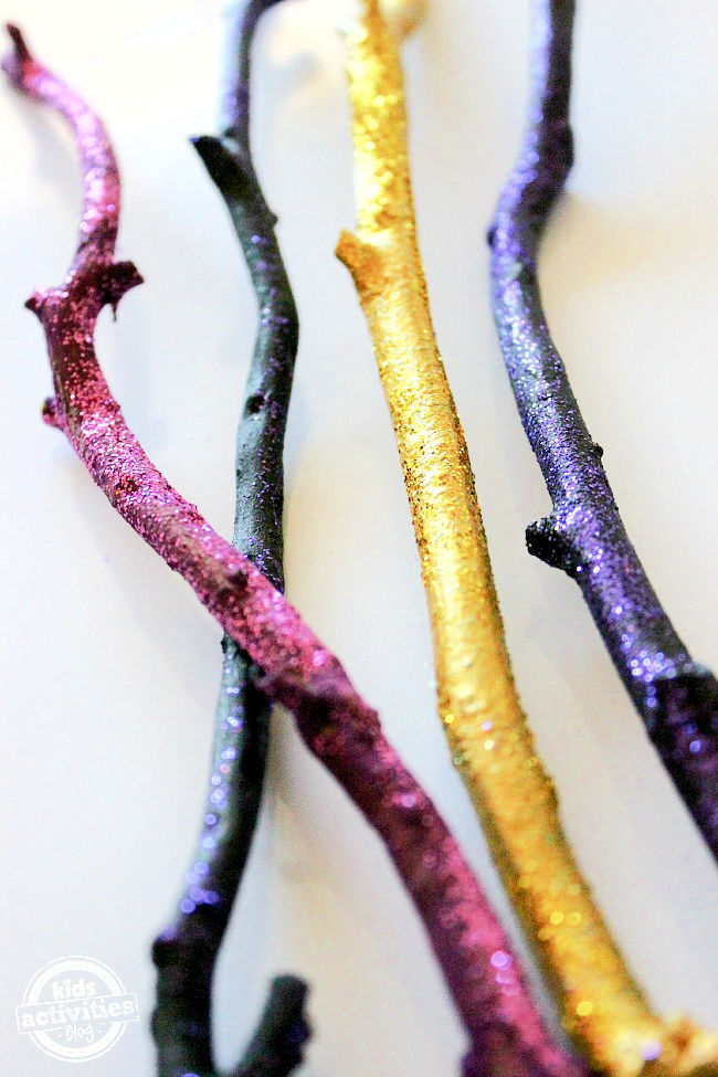 How to Make a sparkly Harry potter wand for kids - Kids Activities Blog