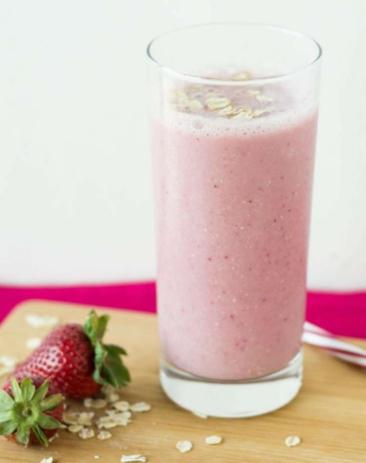 Strawberry Oatmeal Smoothie, healthy smoothie for kids