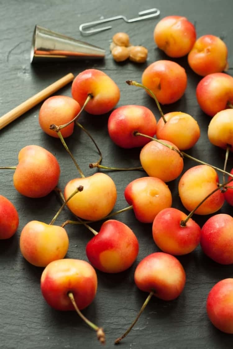 Ways to Pit Cherries Without a Cherry PitterWays to Pit Cherries Without a Cherry Pitter