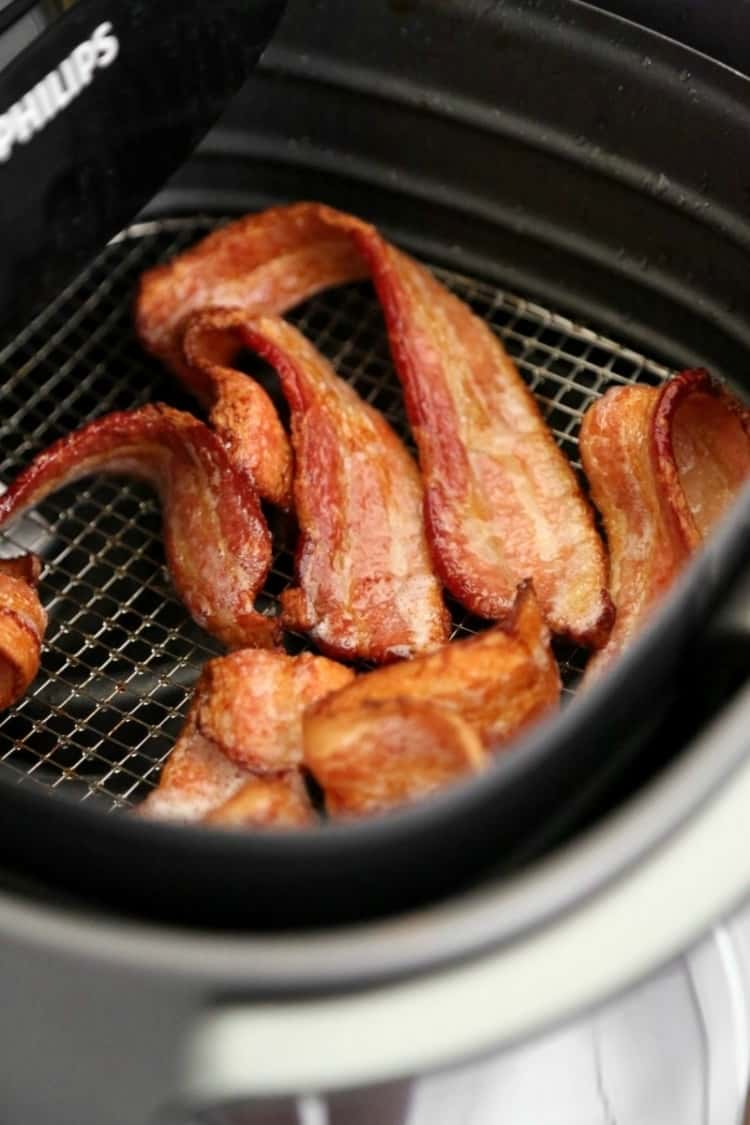 Crispy air fryer bacon in basket